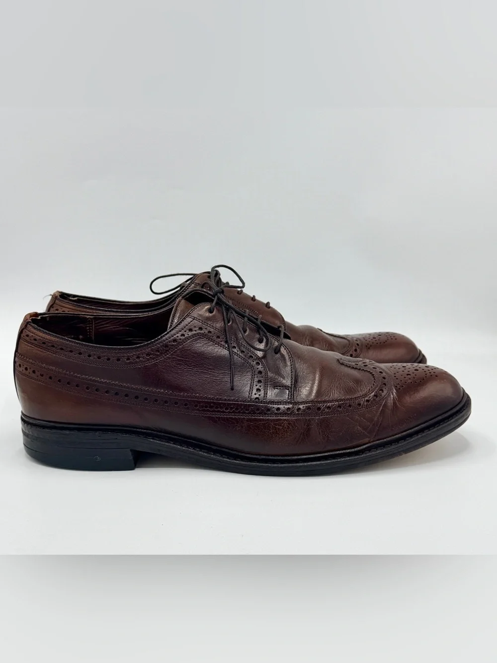 Vintage Freeman Free-Flex Wingtip Oxfords, Men’s size 12 C, Good Condition